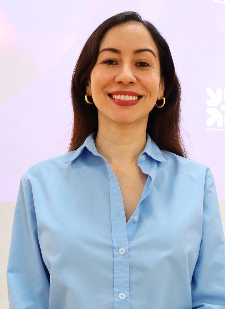 Paula <br> Albornoz